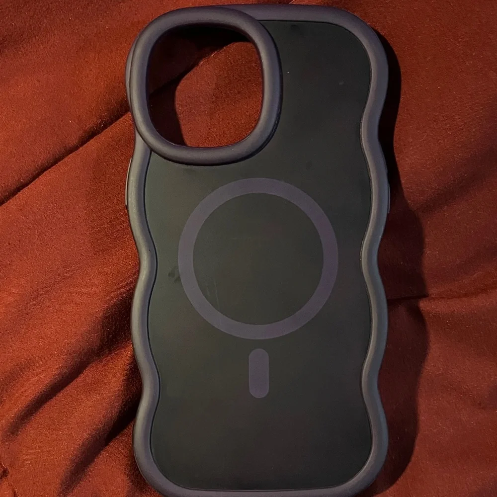 Black Silicone Phone Case - Picture 1 of 2